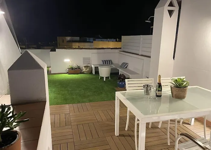 Casa Lola Conil, Azotea Al Mar Y Parking Solo Familias O Parejas بيت للعطل كونيل ذي لا فرونتيرا