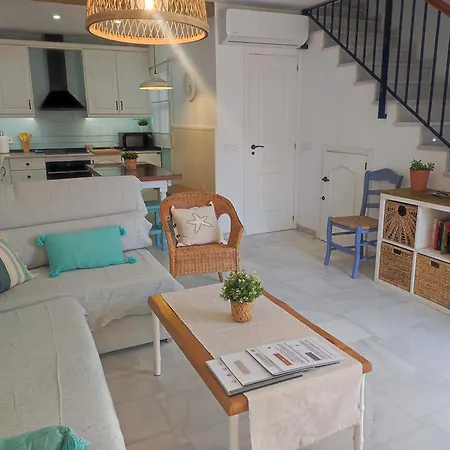 Casa Lola Conil, Azotea Al Mar Y Parking Solo Familias O Parejas Casa vacanze *